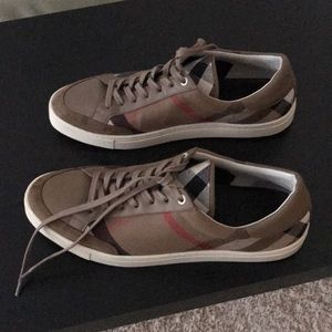 Burberry sneakers